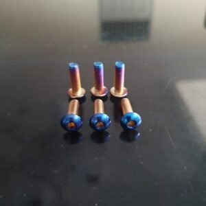 Baut Steer Titanium kepala bulat
